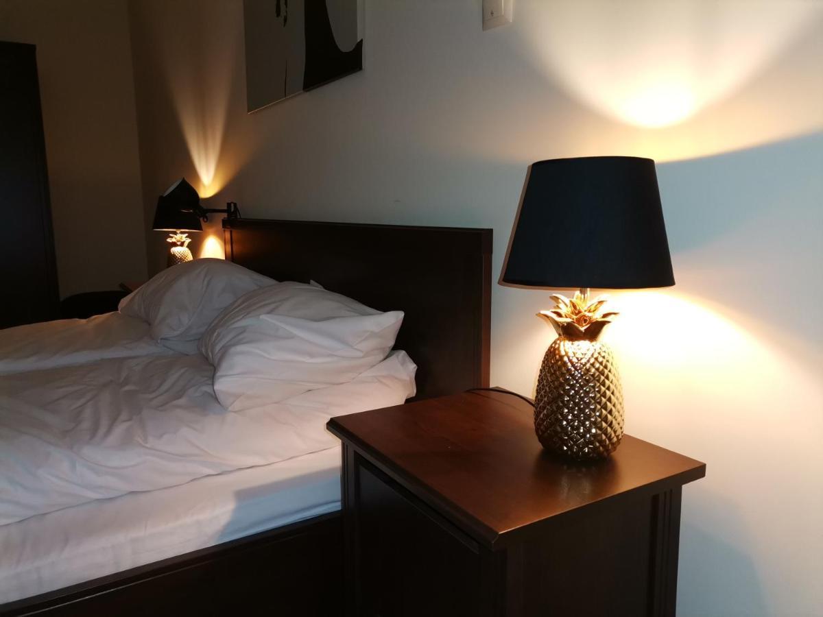 Apartment Ana/ Апартамент Ана ปอมโปโรโว ภายนอก รูปภาพ